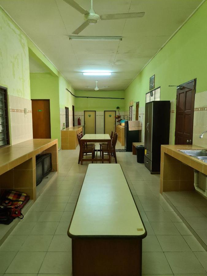 Penginapan Harmoni Inn Κουάλα Τερενγκάνου Εξωτερικό φωτογραφία